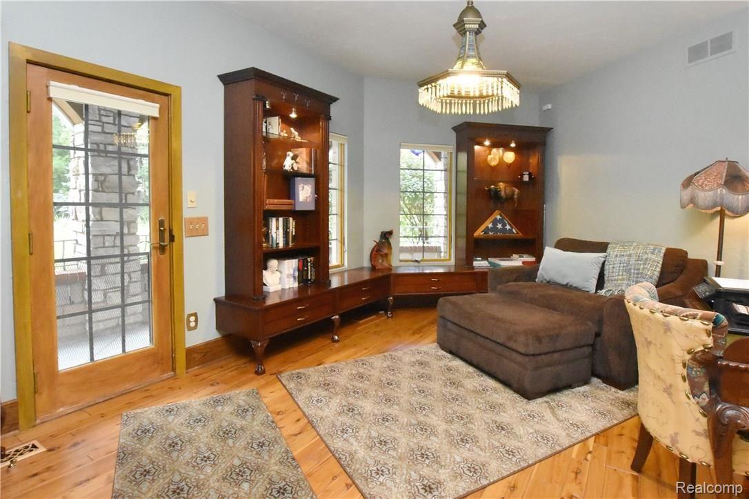 1700 Schilling Lane Rochester, MI 48306 - Photo 20 of 45 Shilling1700_18.JPG