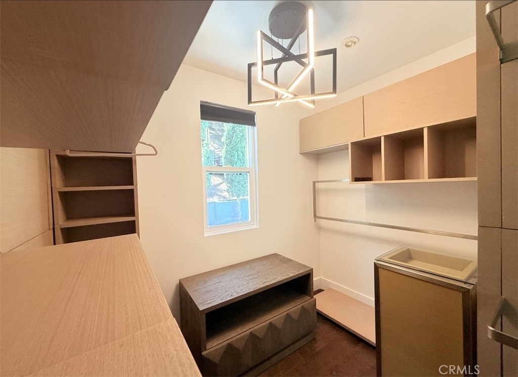 1801 Roscomare Road Los Angeles, CA 90077 - Photo 22 of 38