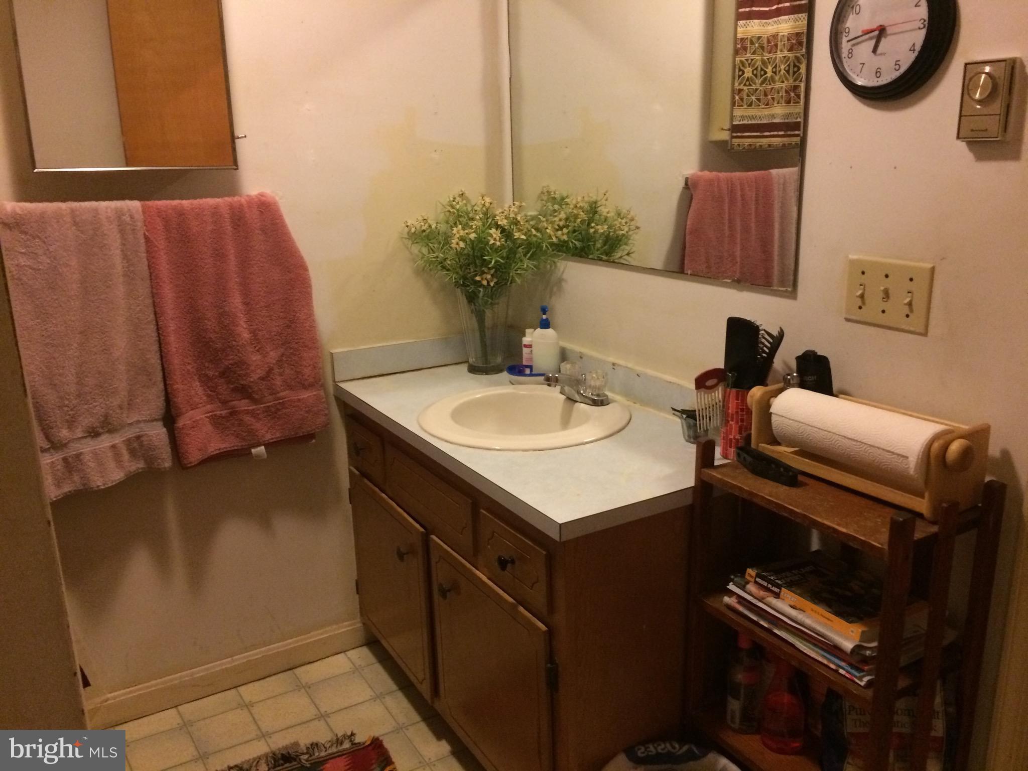 124 Collier Road Grasonville, MD 21638 - Photo 3 of 8 Bath