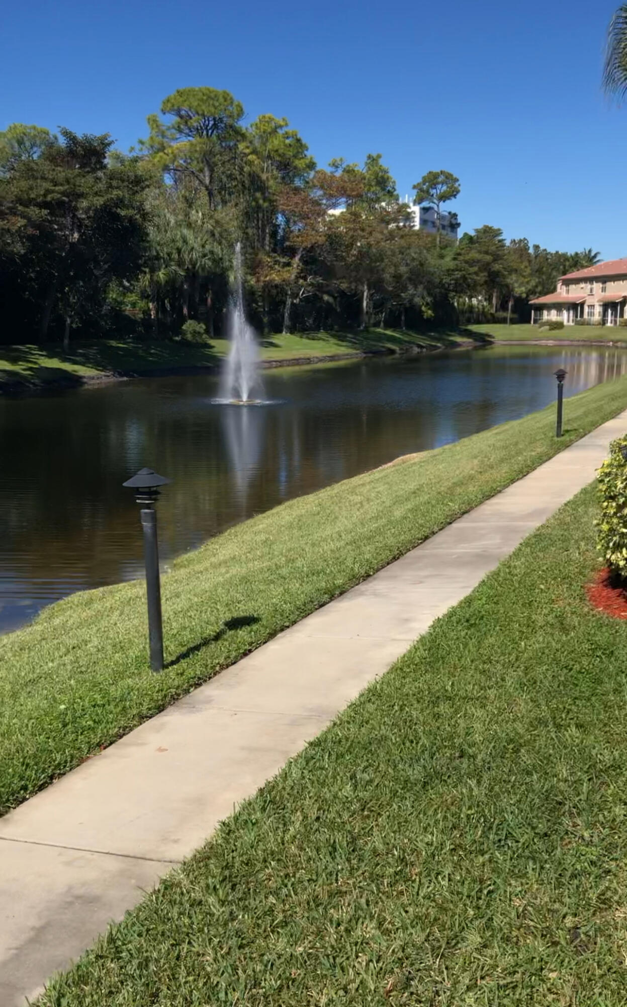 150 Coconut Key Lane Delray Beach, FL 33484 - Photo 11 of 42 Pond/Fountain