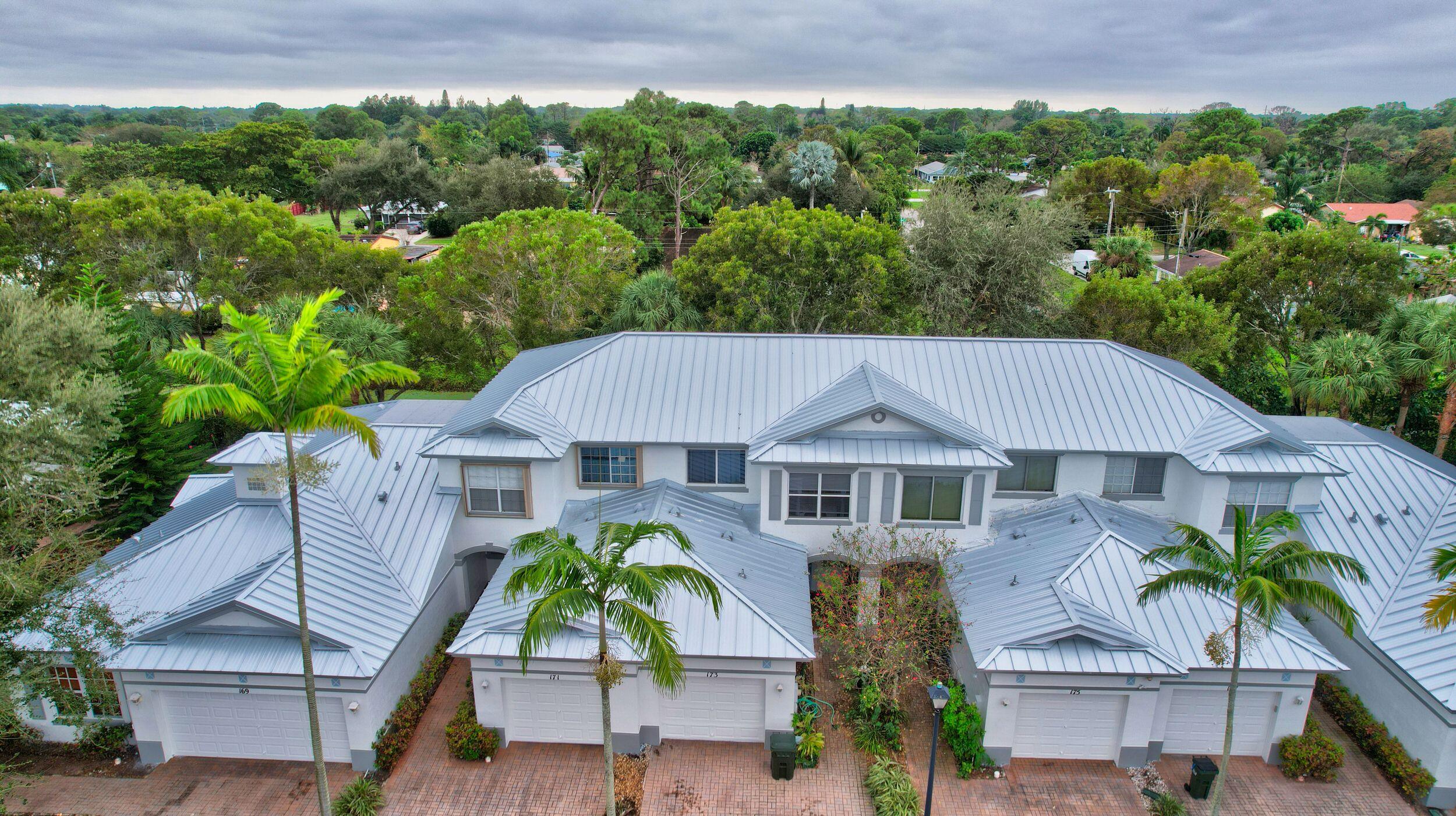 150 Coconut Key Lane Delray Beach, FL 33484 - Photo 3 of 42 NEW PAINT for January 2024