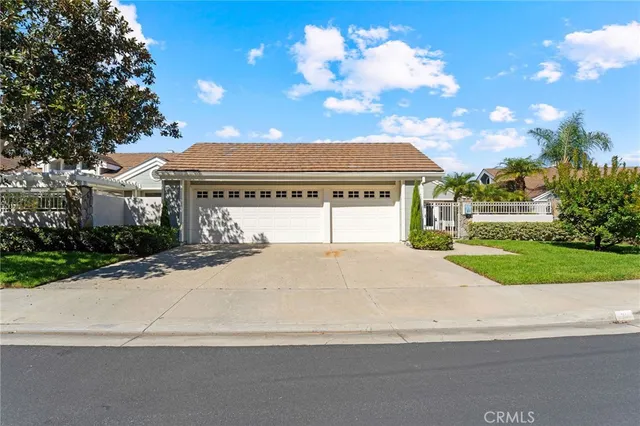 $2,800,000 | 21 Centaurus, Irvine, CA 92603