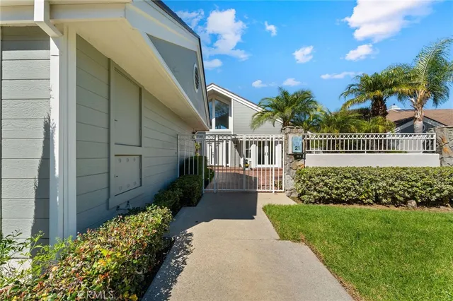 $2,800,000 | 21 Centaurus, Irvine, CA 92603