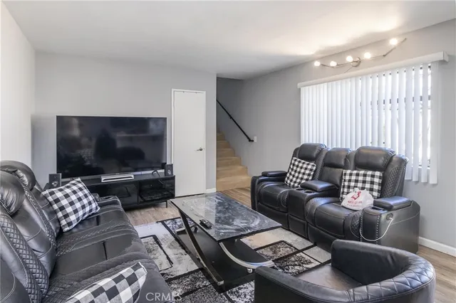 $2,250,000 | 1031 Irving Avenue, Glendale, CA 91201