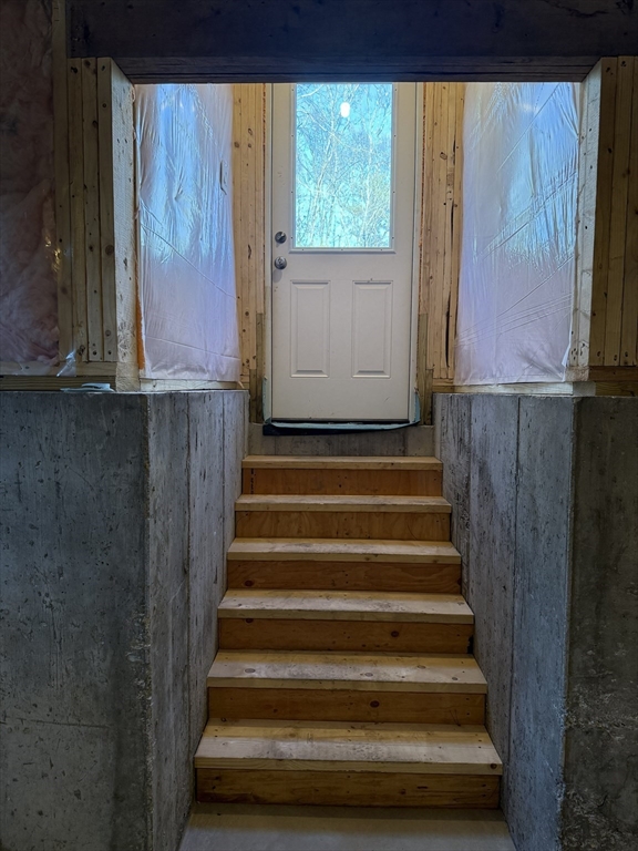 10 Muriel Way Rehoboth, MA 02769 - Photo 39 of 40 a view of entryway