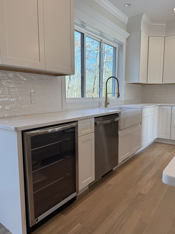10 Muriel Way Rehoboth, MA 02769 - Photo 4 of 40 a kitchen with sink and cabinets