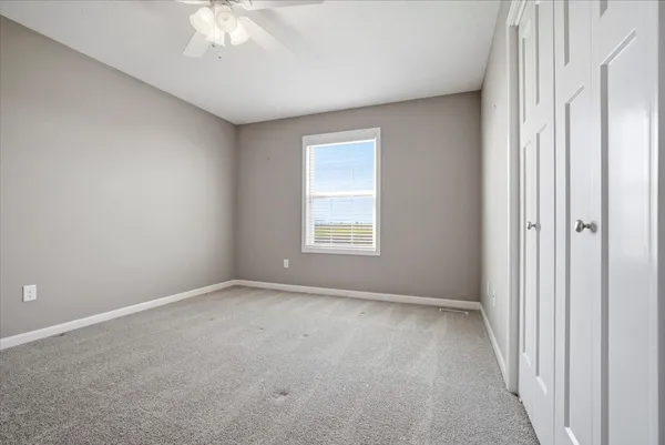 $389,500 | 1040 Homestead Drive, Bloomington, IL 61705