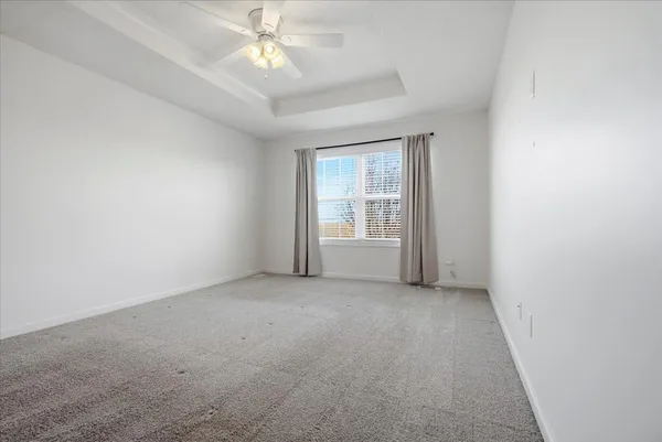 $389,500 | 1040 Homestead Drive, Bloomington, IL 61705