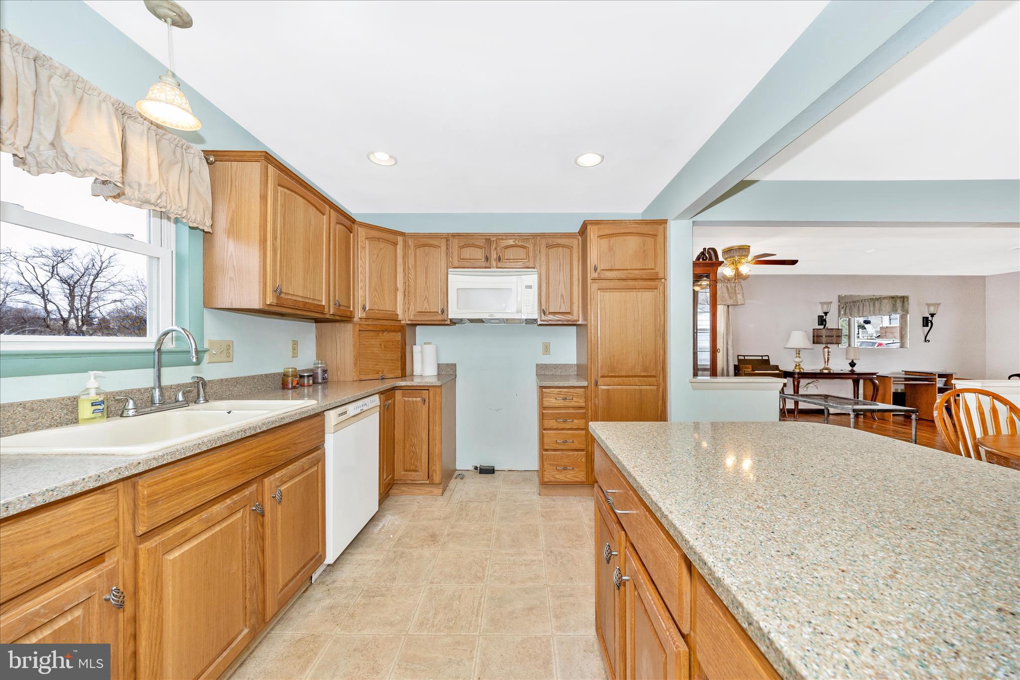 411 9th Avenue Brunswick, MD 21716 - Photo 14 of 53 Kitchen