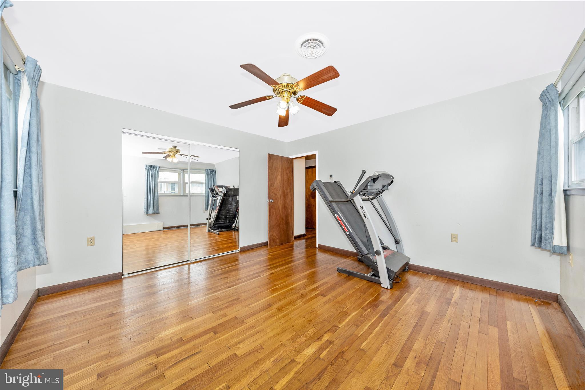 411 9th Avenue Brunswick, MD 21716 - Photo 29 of 53 Bedroom 2