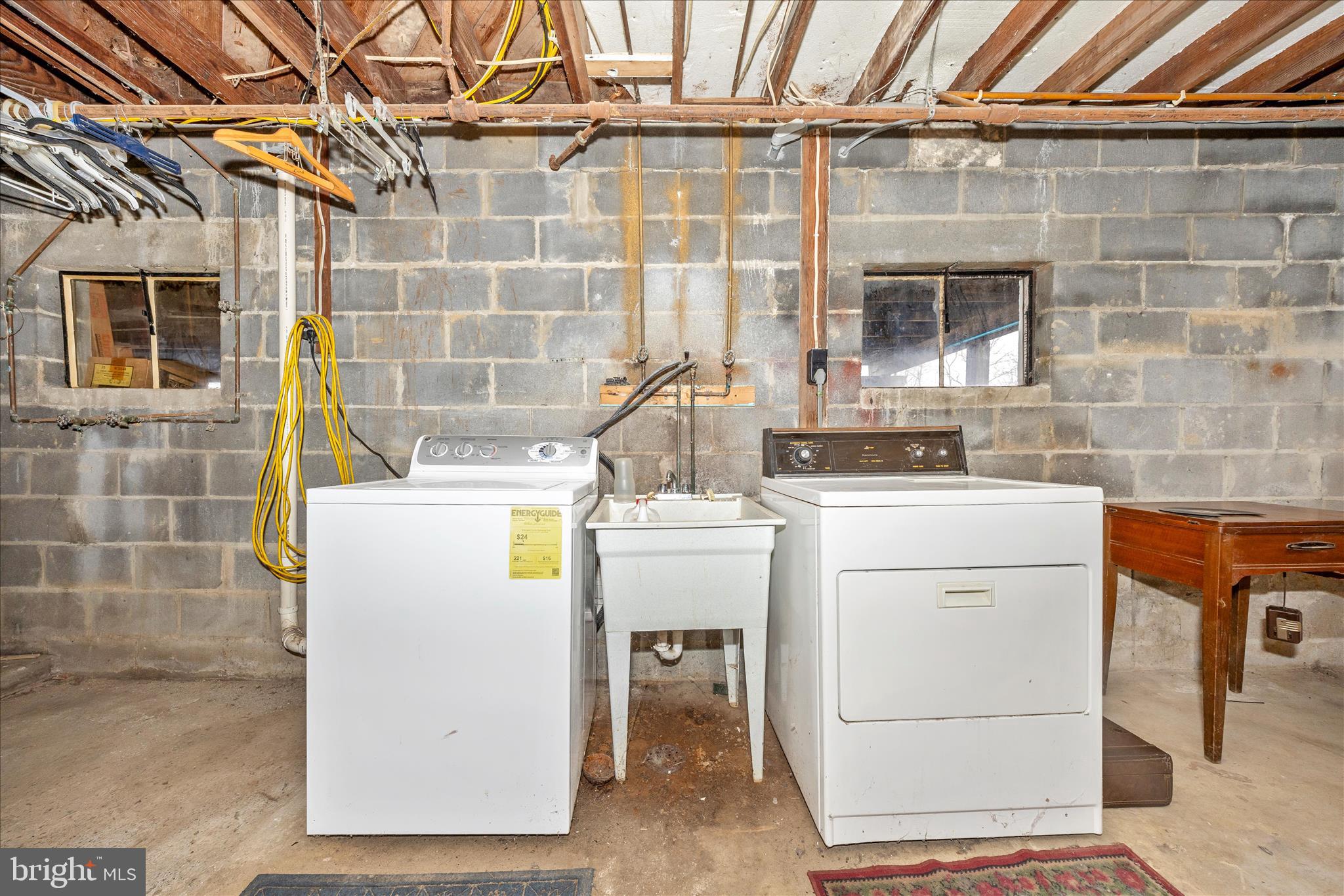 411 9th Avenue Brunswick, MD 21716 - Photo 39 of 53 Laundry Area