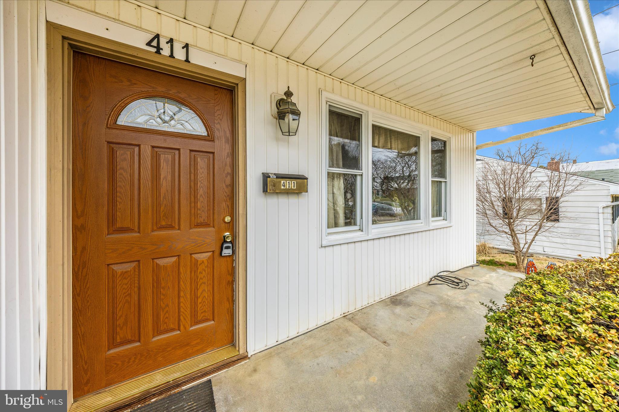 411 9th Avenue Brunswick, MD 21716 - Photo 42 of 53 Front Porch