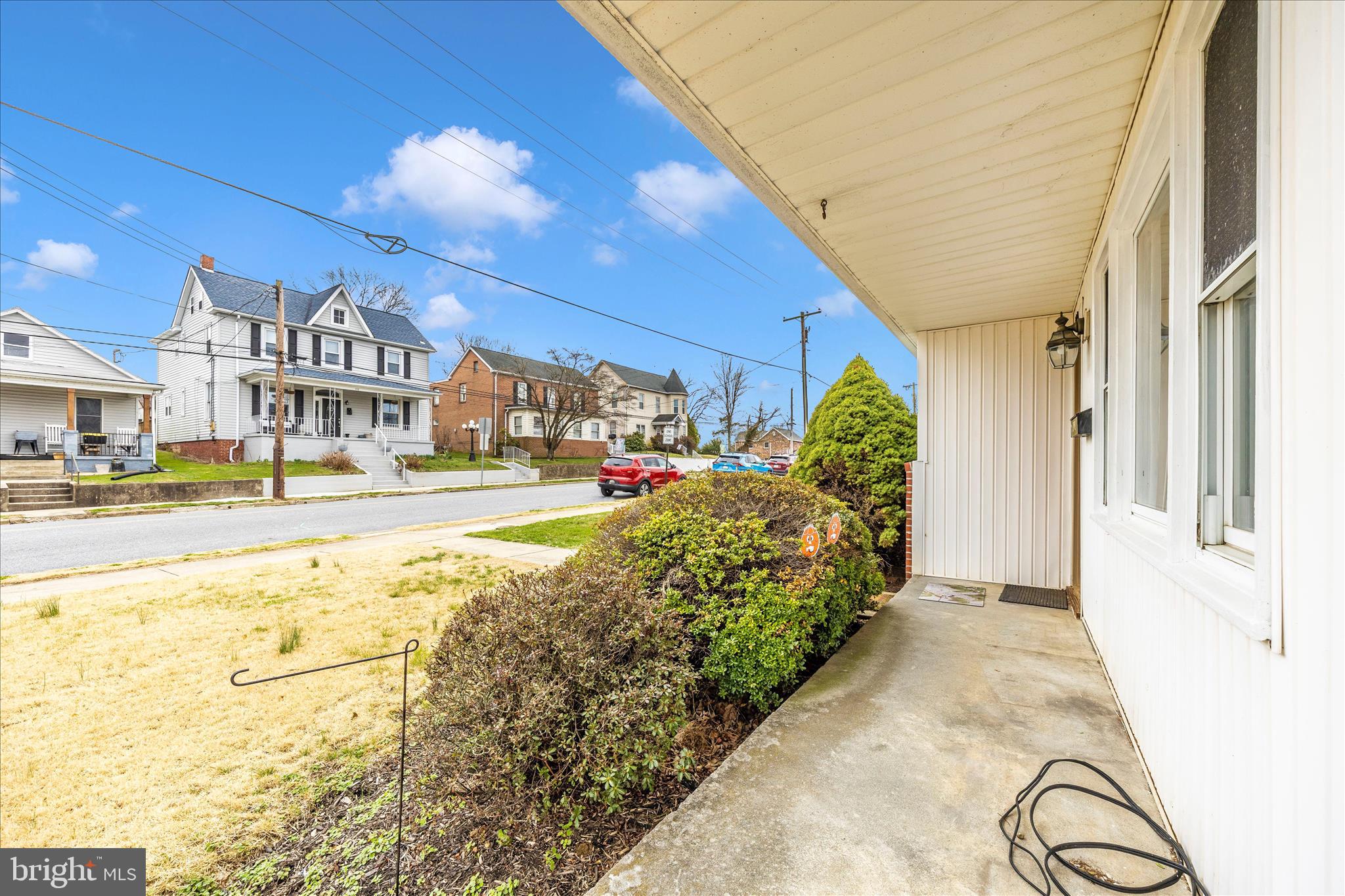 411 9th Avenue Brunswick, MD 21716 - Photo 43 of 53 Front Porch