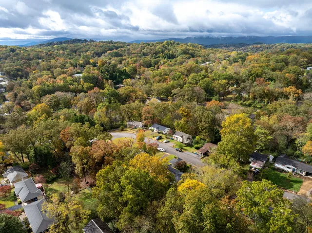 $329,000 | 3624 Premium Drive, Chattanooga, TN 37415