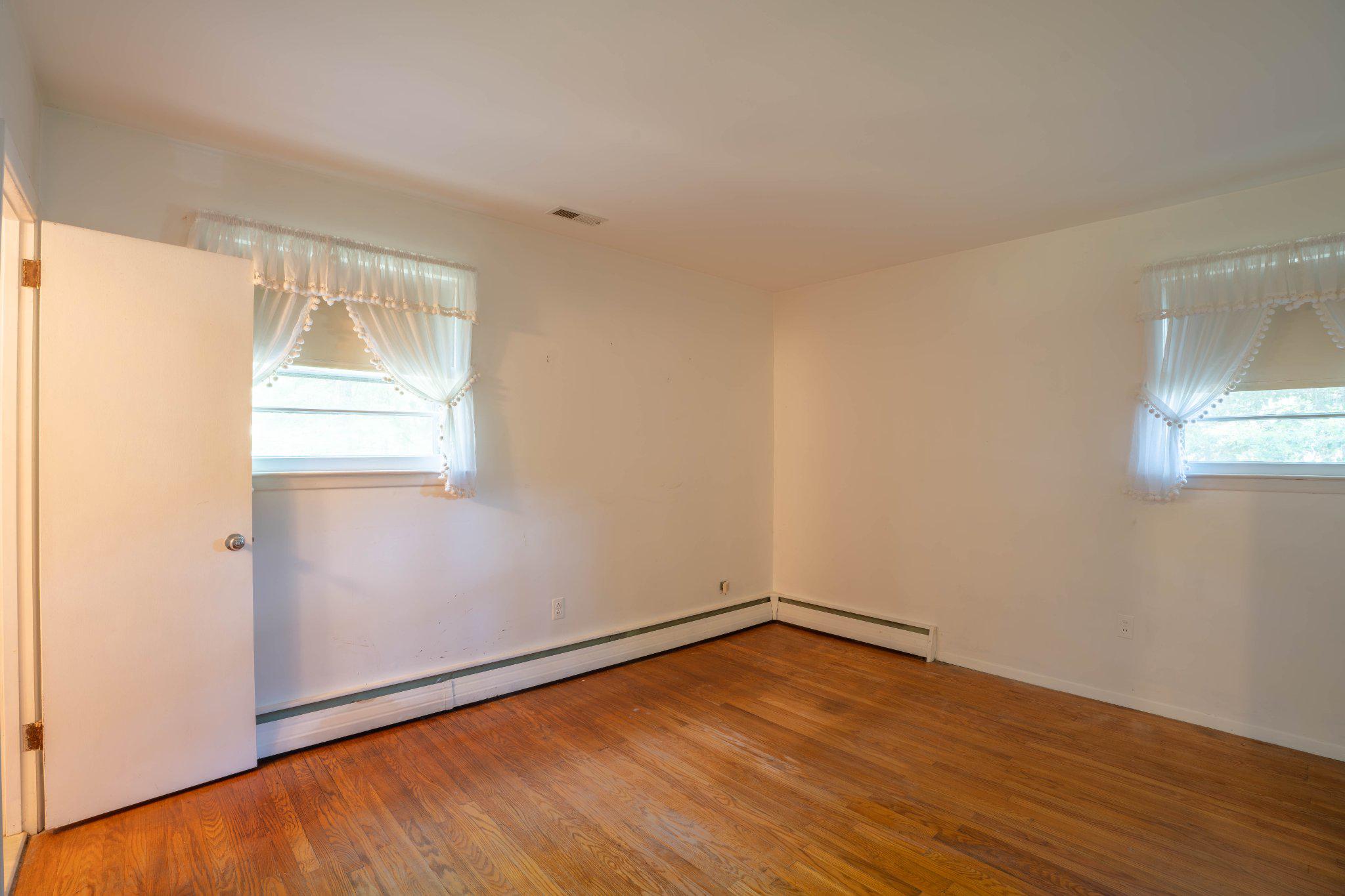 14 Lower Hilltop Road Yardley, PA 19067 - Photo 27 of 38 Primary Bedroom 1