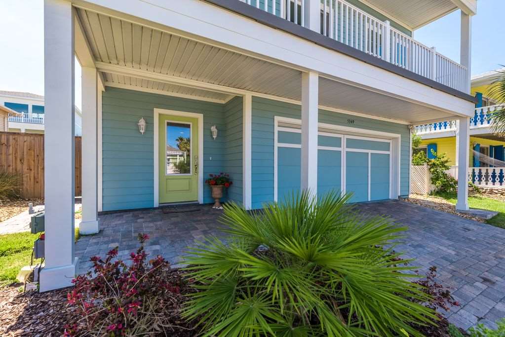 5349 Atlantic View St. Augustine, FL 32080 - Photo 4 of 33 front view of a house with a yard