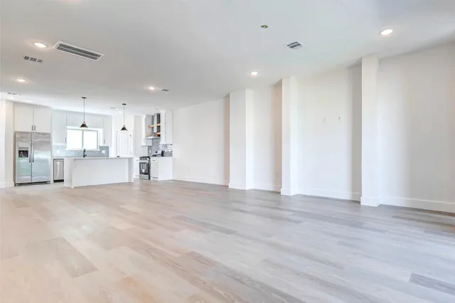 $3,999 | 5640 Dolores Street, Houston, TX 77057