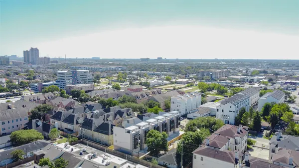 $3,800 | 5640 Dolores Street, Houston, TX 77057