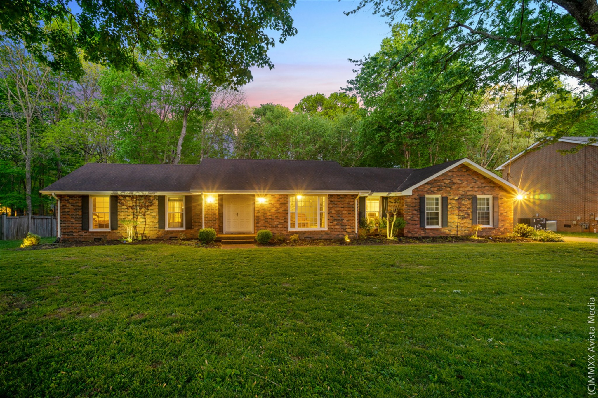 108 Millbrook Road Hendersonville, TN 37075 - Photo 2 of 44 Gallery Image 2