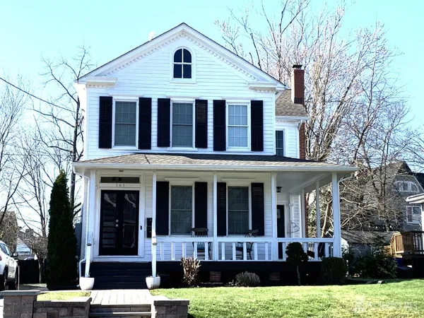 a view of an entryway