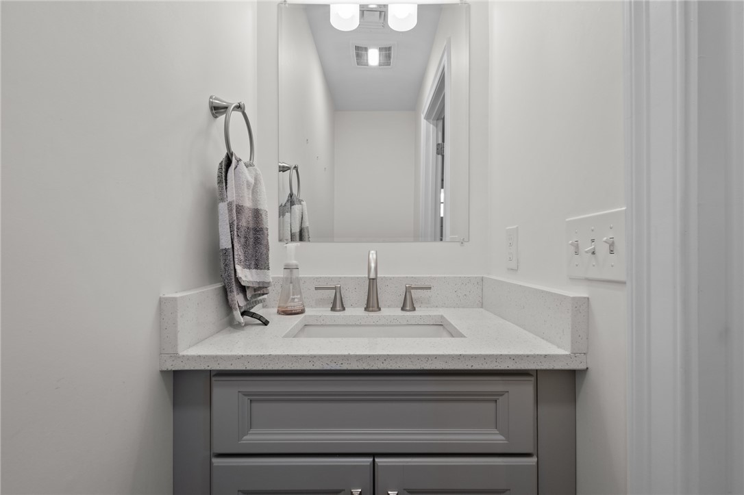 141 Old Main Street, Unit B Lincoln, RI 02838 - Photo 14 of 43