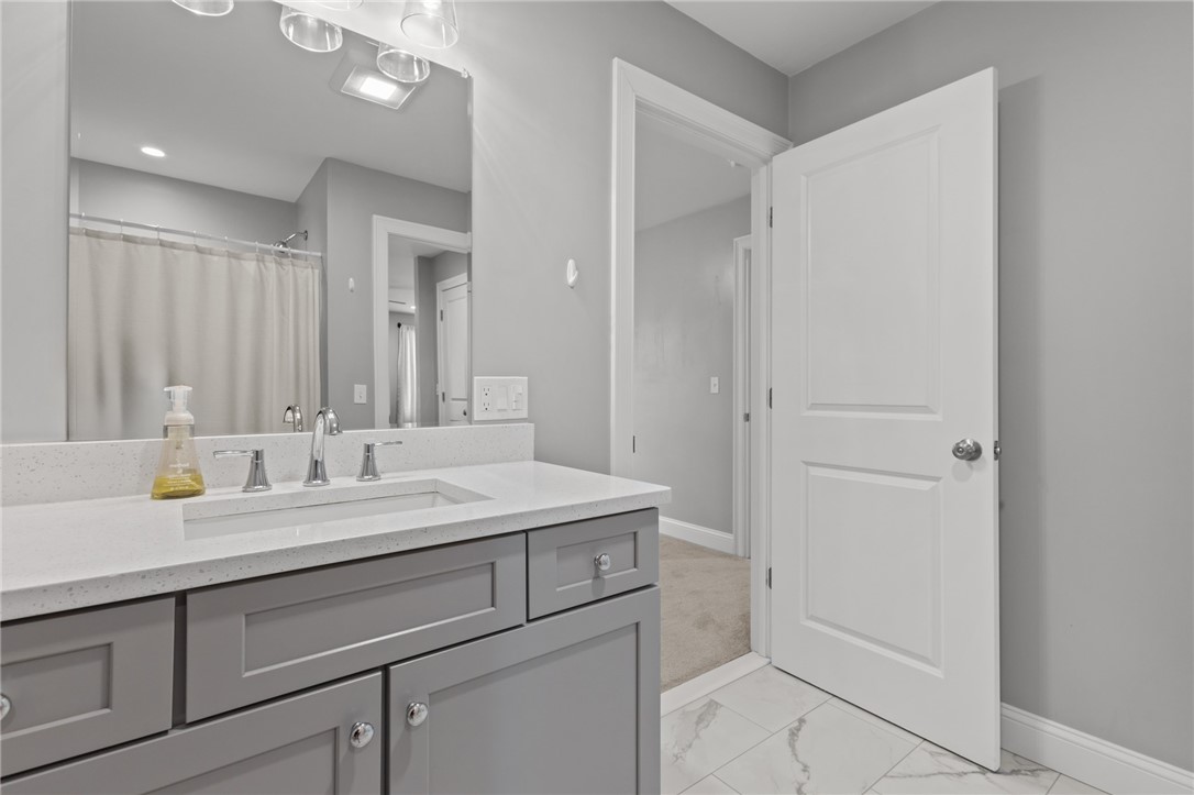 141 Old Main Street, Unit B Lincoln, RI 02838 - Photo 25 of 43