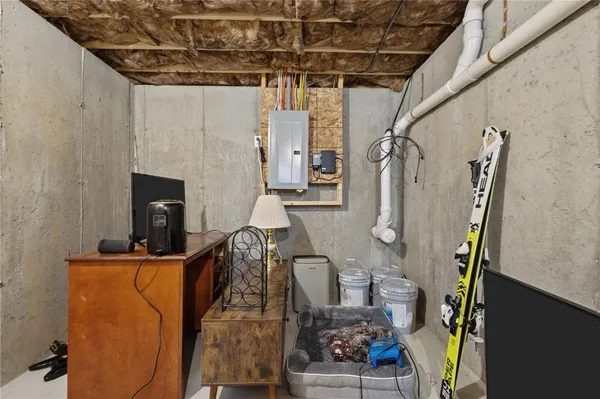 $439,900 | 141 Old Main Street, Unit B, Lincoln, RI 02838