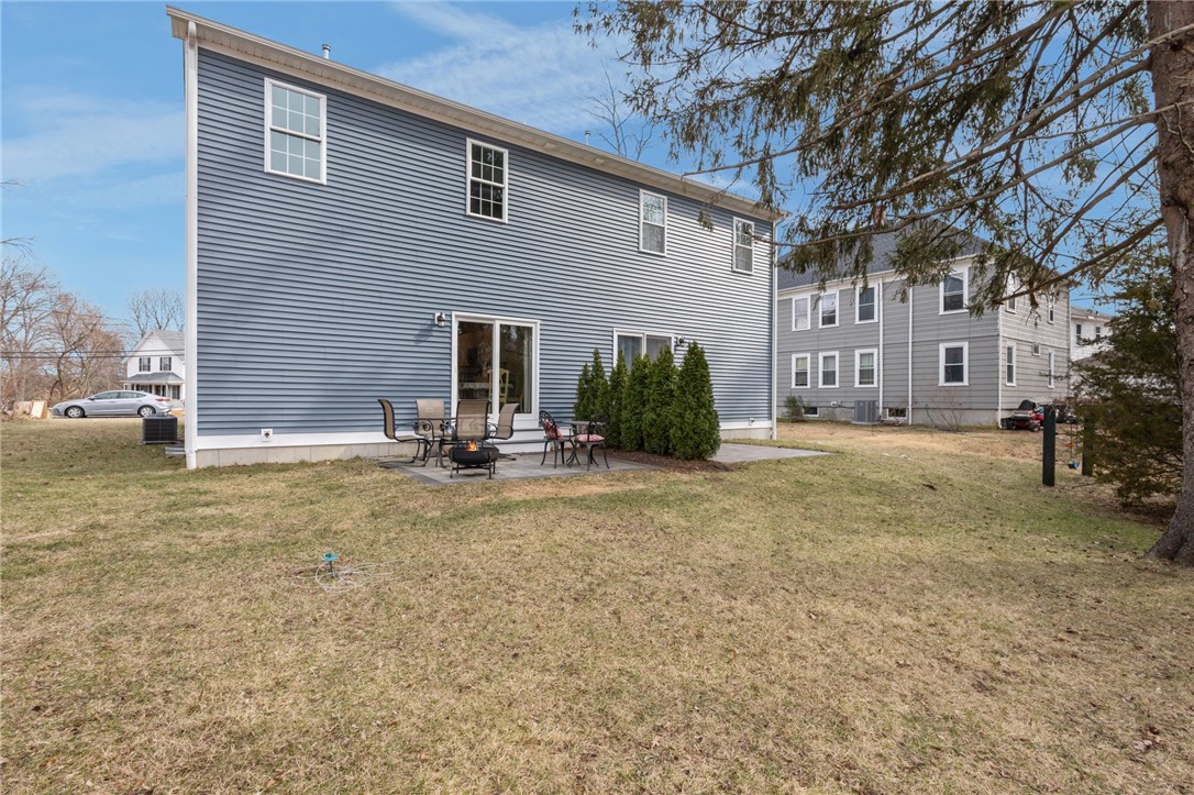 141 Old Main Street, Unit B Lincoln, RI 02838 - Photo 40 of 43