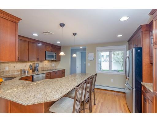 27 Amherst Road Braintree, MA 02184 - Photo 5 of 30 Gallery Image 5