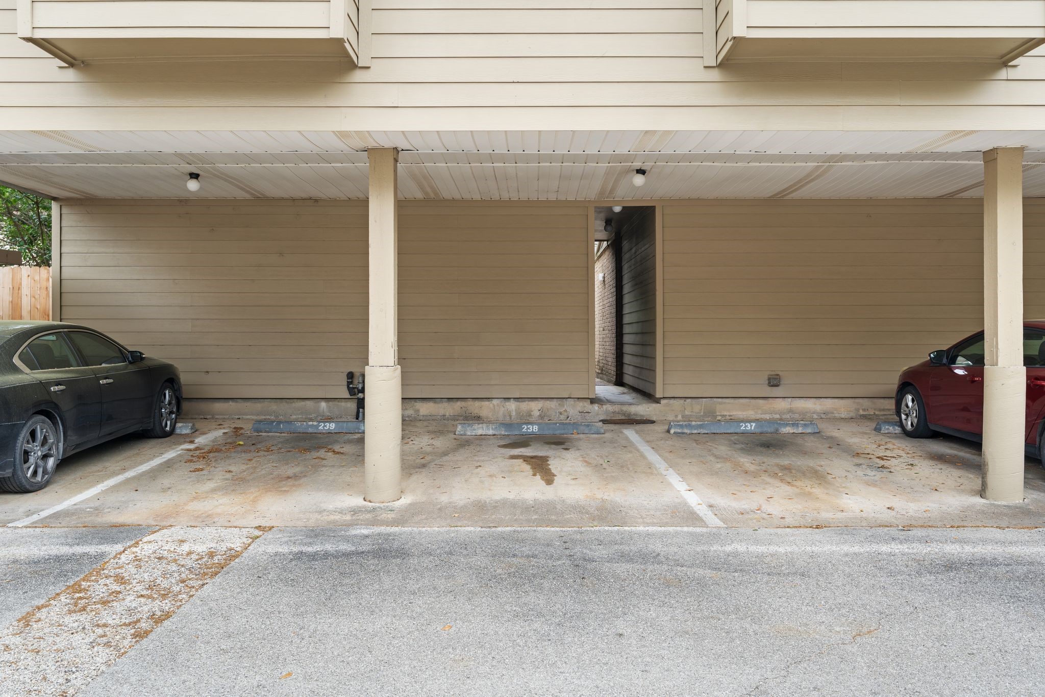 2100 Tanglewilde Street, Unit 422 Houston, TX 77063 - Photo 14 of 16