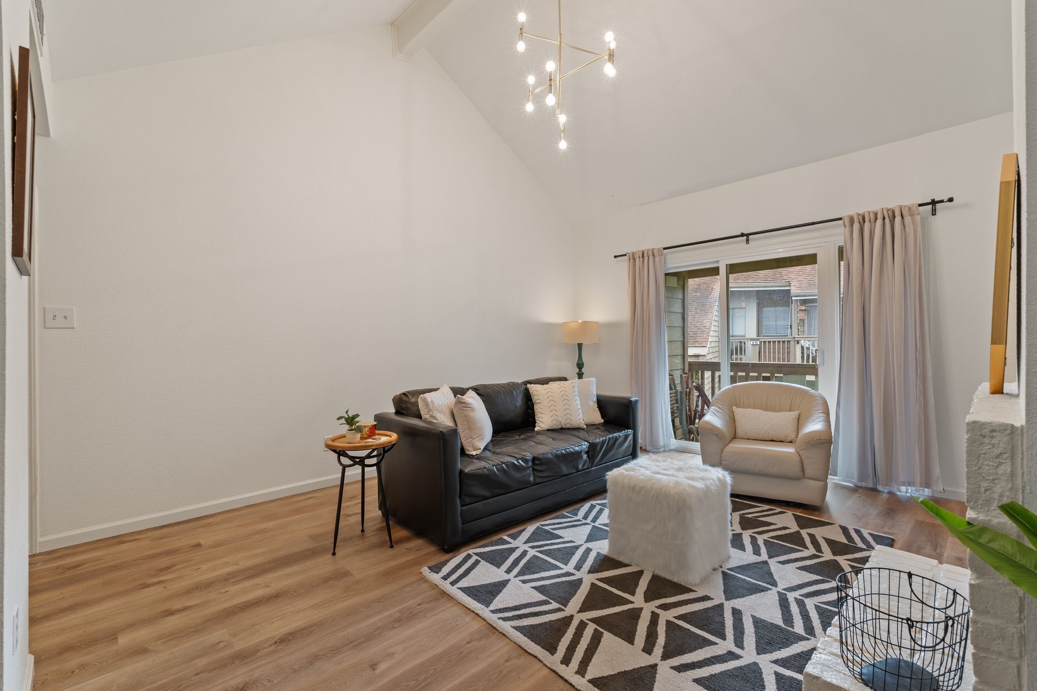 2100 Tanglewilde Street, Unit 422 Houston, TX 77063 - Photo 3 of 16