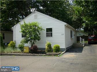 225 East Clements Bridge Road Runnemede, NJ 08078 - Photo 8 of 12