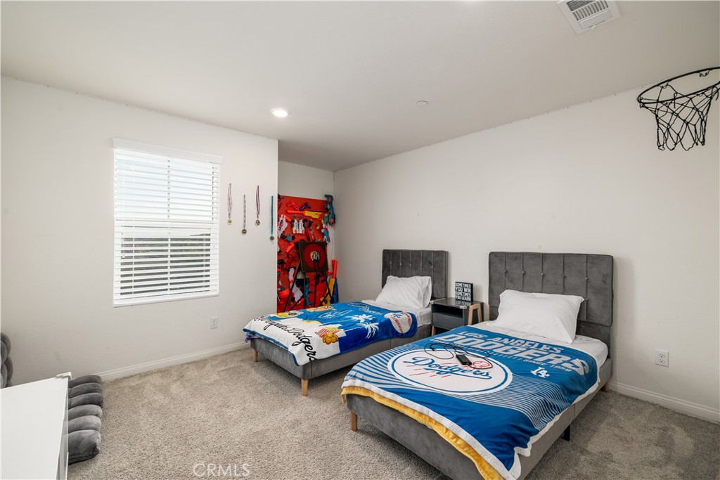 30538 Oasis Road Murrieta, CA 92563 - Photo 21 of 26 Fourth bedroom upstairs with walk in closet