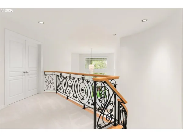 $1,275,000 | 9820 Northwest Skyview Drive, Portland, OR 97231