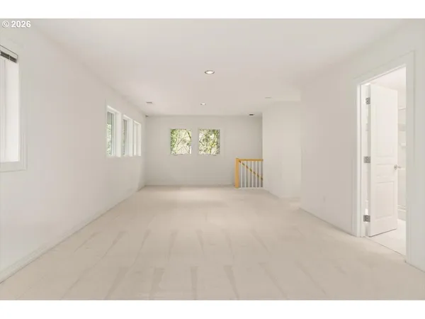 $1,275,000 | 9820 Northwest Skyview Drive, Portland, OR 97231