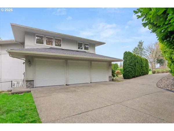 $1,275,000 | 9820 Northwest Skyview Drive, Portland, OR 97231