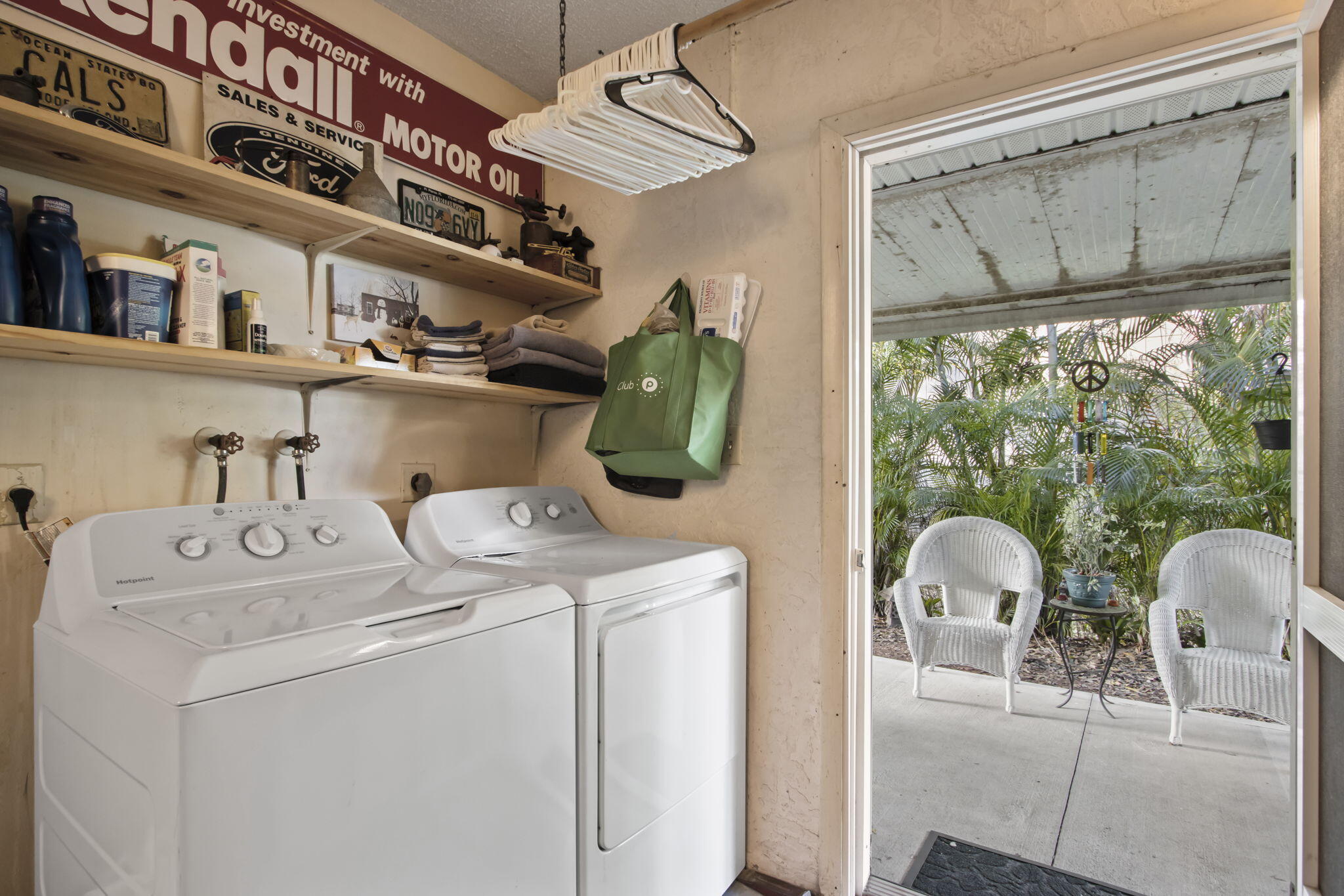 5407 Sunset Boulevard Fort Pierce, FL 34982 - Photo 17 of 28 18-web-or-mls-IMG_0190
