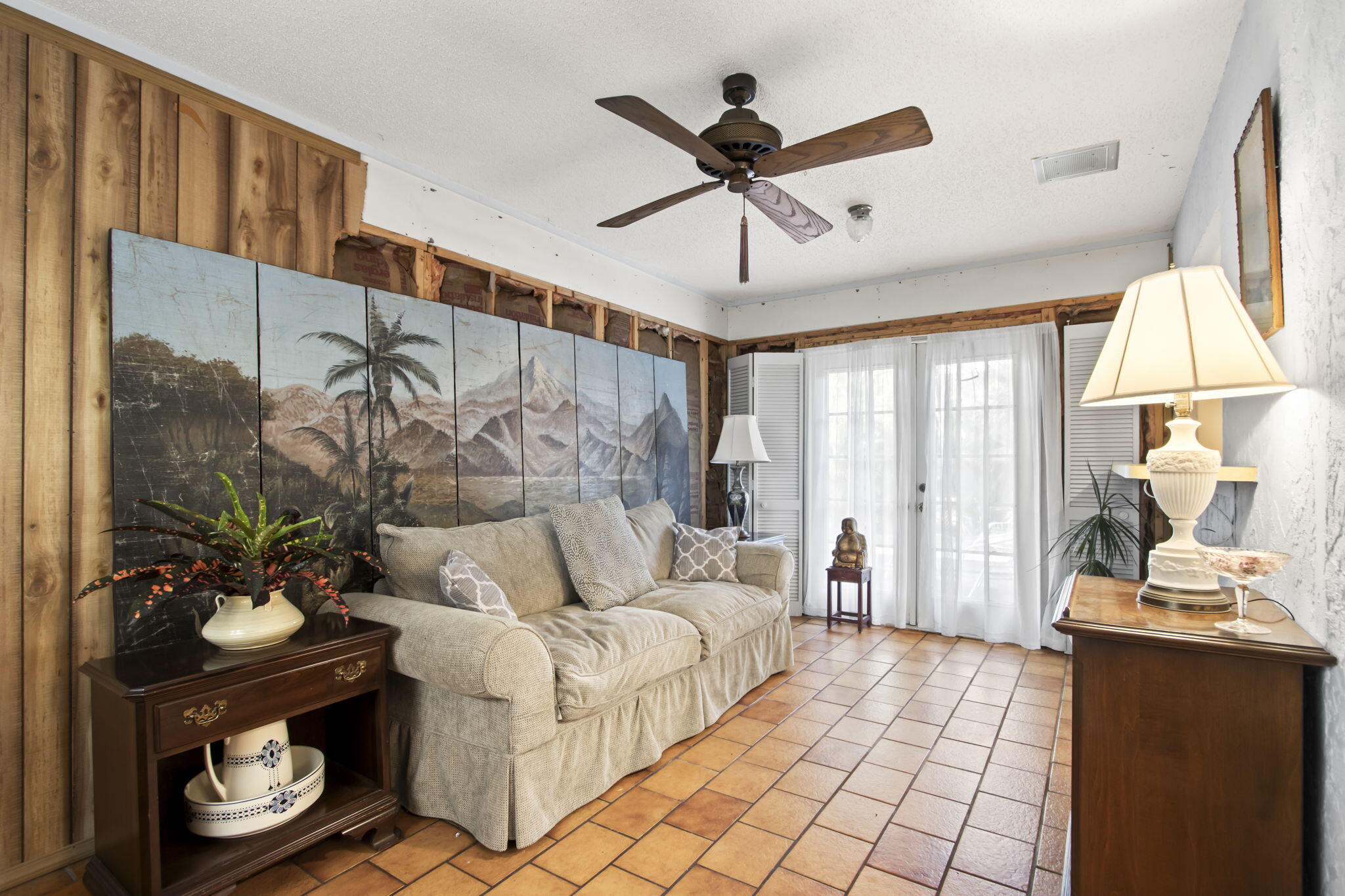 5407 Sunset Boulevard Fort Pierce, FL 34982 - Photo 6 of 28 16-web-or-mls-IMG_0165