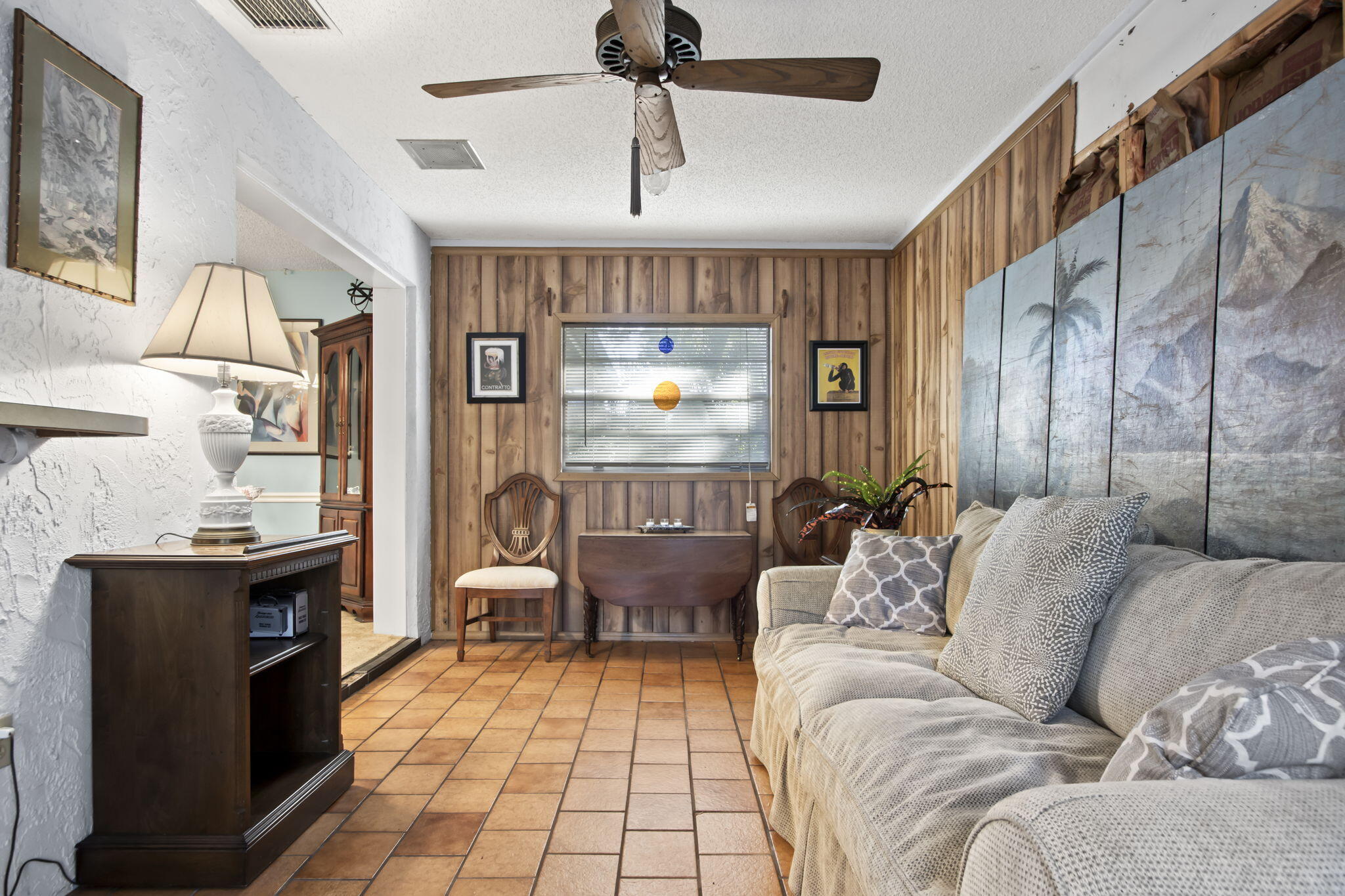 5407 Sunset Boulevard Fort Pierce, FL 34982 - Photo 7 of 28 17-web-or-mls-IMG_0170