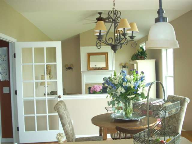 646 Krumkill Road Albany, NY 12203 - Photo 3 of 12 Photo 3