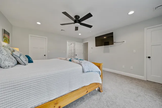 $1,400,000 | 17-a & B Page Road, Kingston, NH 03848