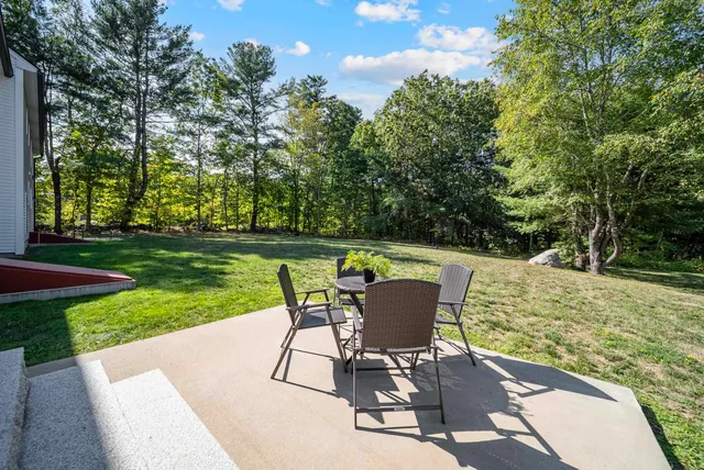 $1,400,000 | 17-a & B Page Road, Kingston, NH 03848