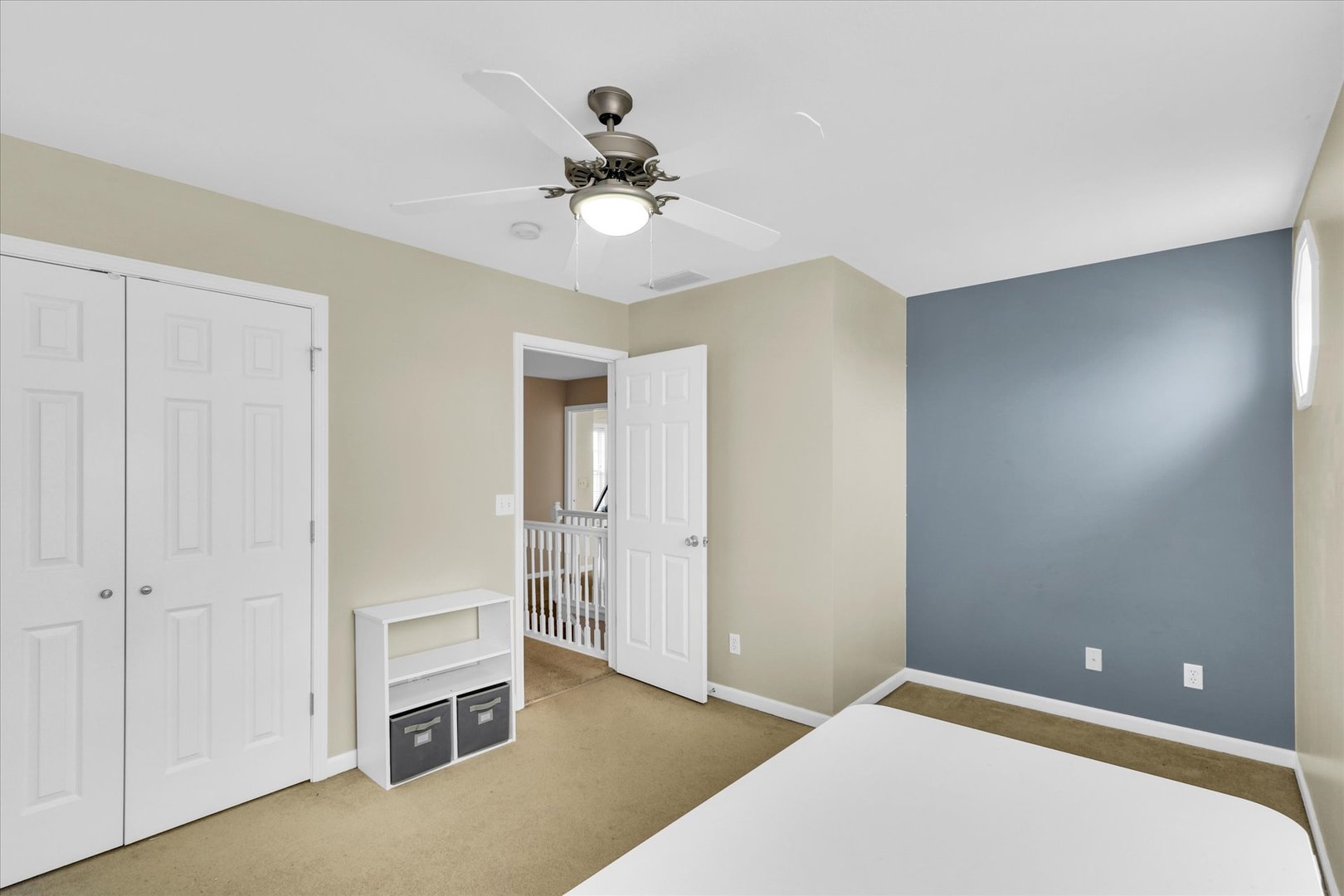 1328 West Ridge Lane Champaign, IL 61822 - Photo 26 of 41 a view of a livingroom with a ceiling fan