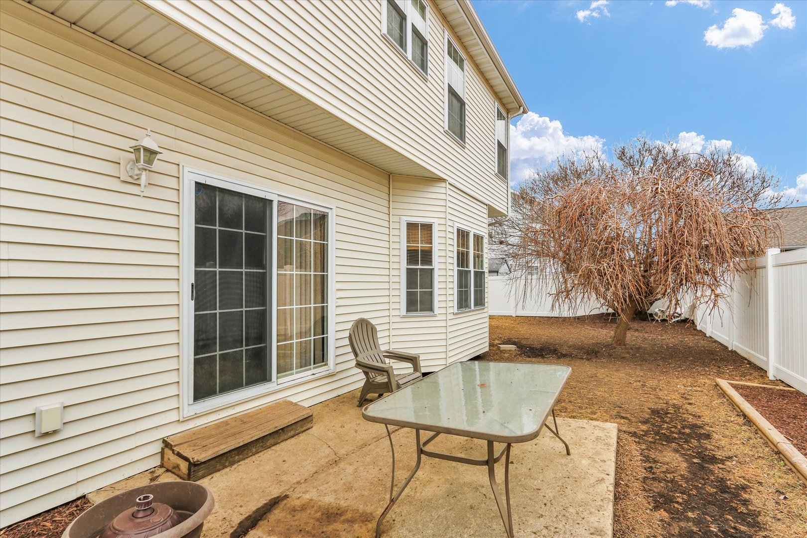 1328 West Ridge Lane Champaign, IL 61822 - Photo 39 of 41 a view of a house with backyard and sitting area