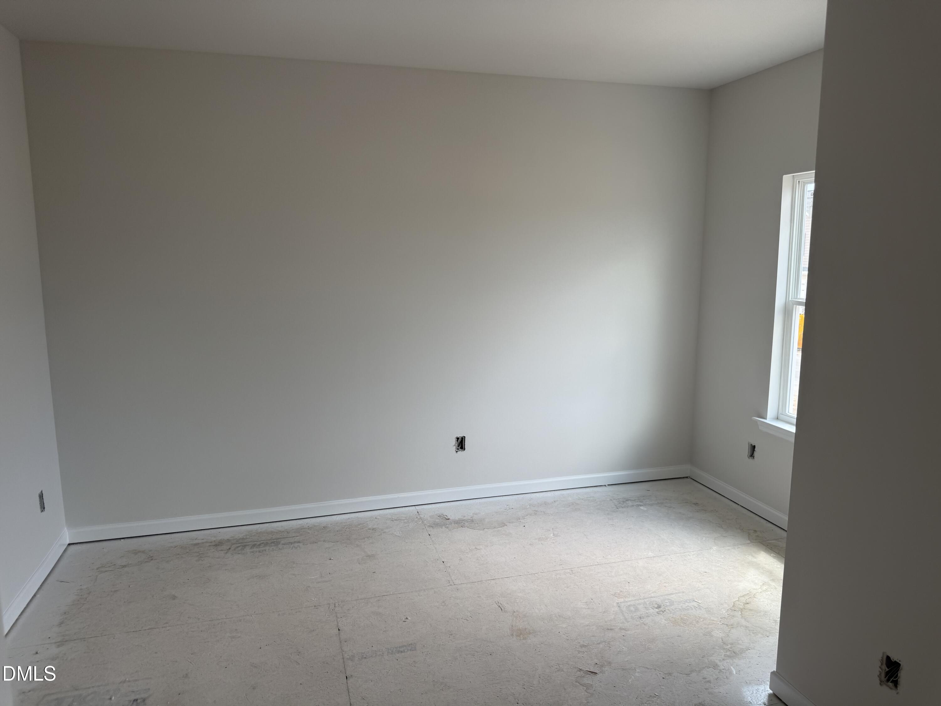 246 Spirit Spgs Road Smithfield, NC 27577 - Photo 4 of 38 a view of room