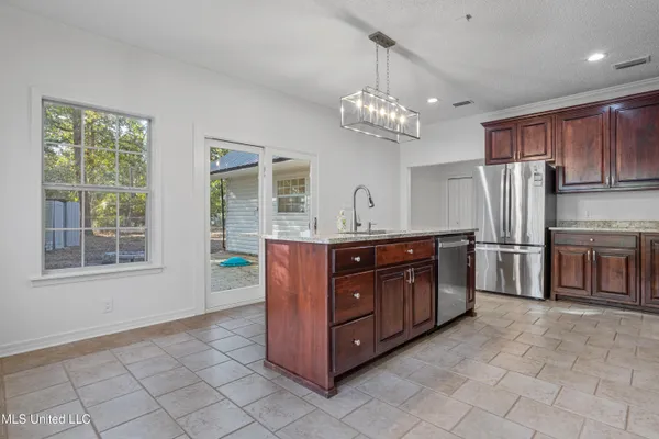 $349,500 | 5808 Ridge Road, Ocean Springs, MS 39564