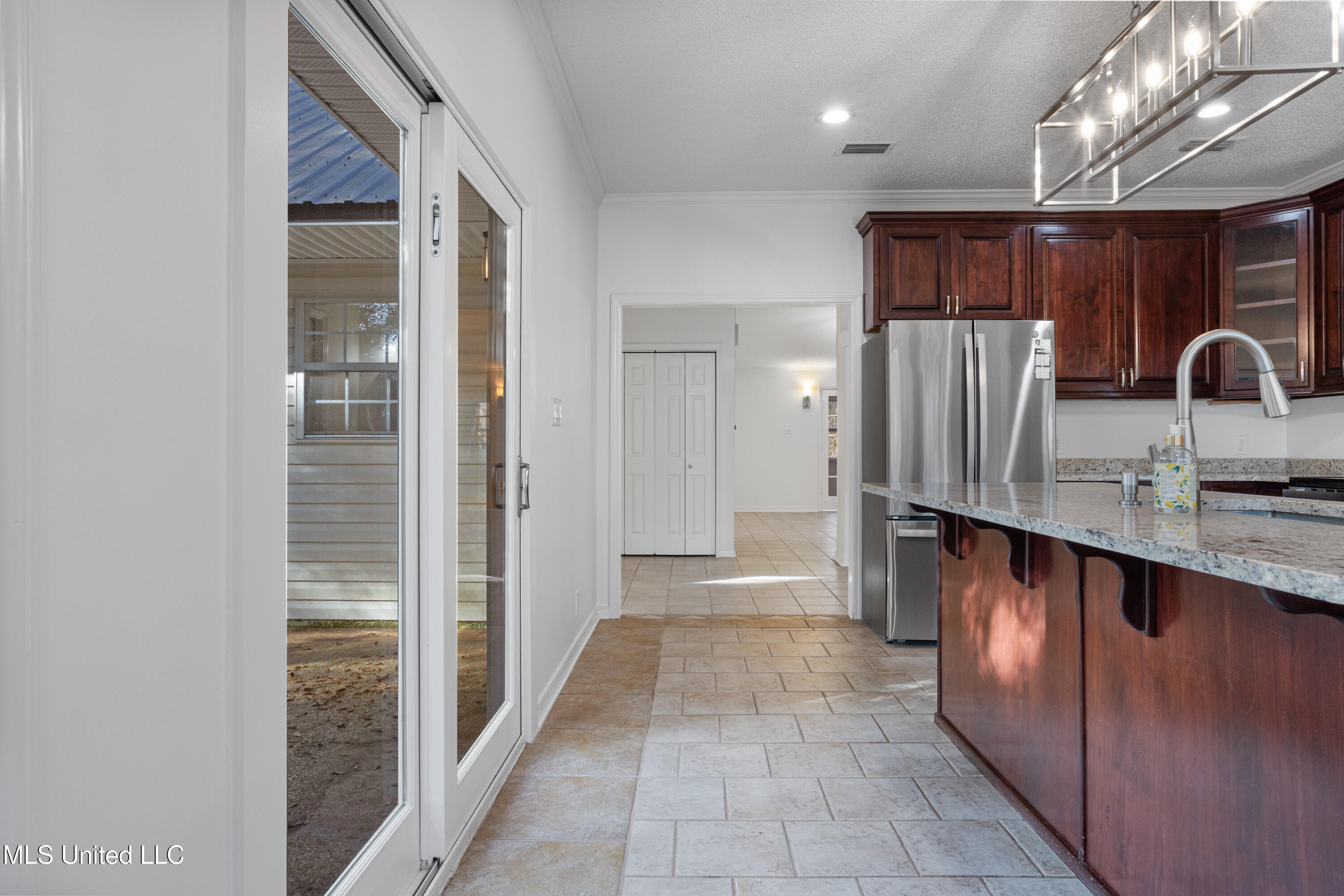 5808 Ridge Road Ocean Springs, MS 39564 - Photo 15 of 40 0014