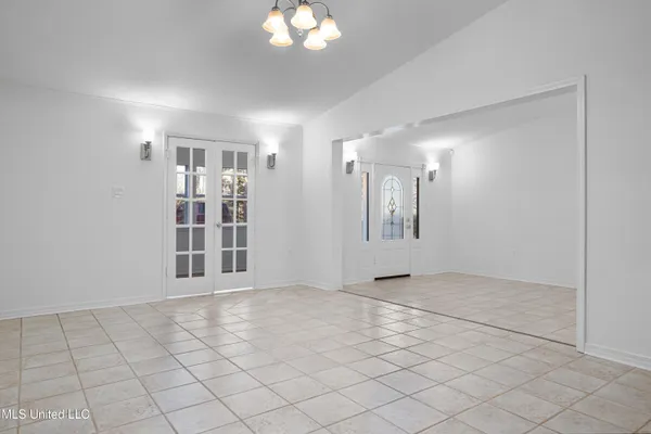 $349,500 | 5808 Ridge Road, Ocean Springs, MS 39564