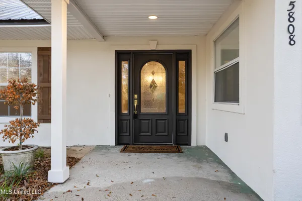$349,500 | 5808 Ridge Road, Ocean Springs, MS 39564