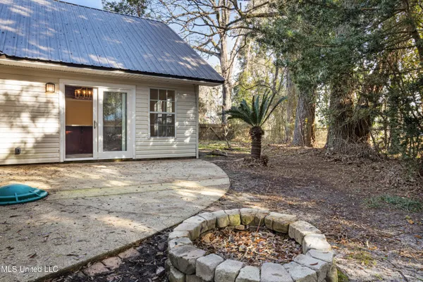 $349,500 | 5808 Ridge Road, Ocean Springs, MS 39564